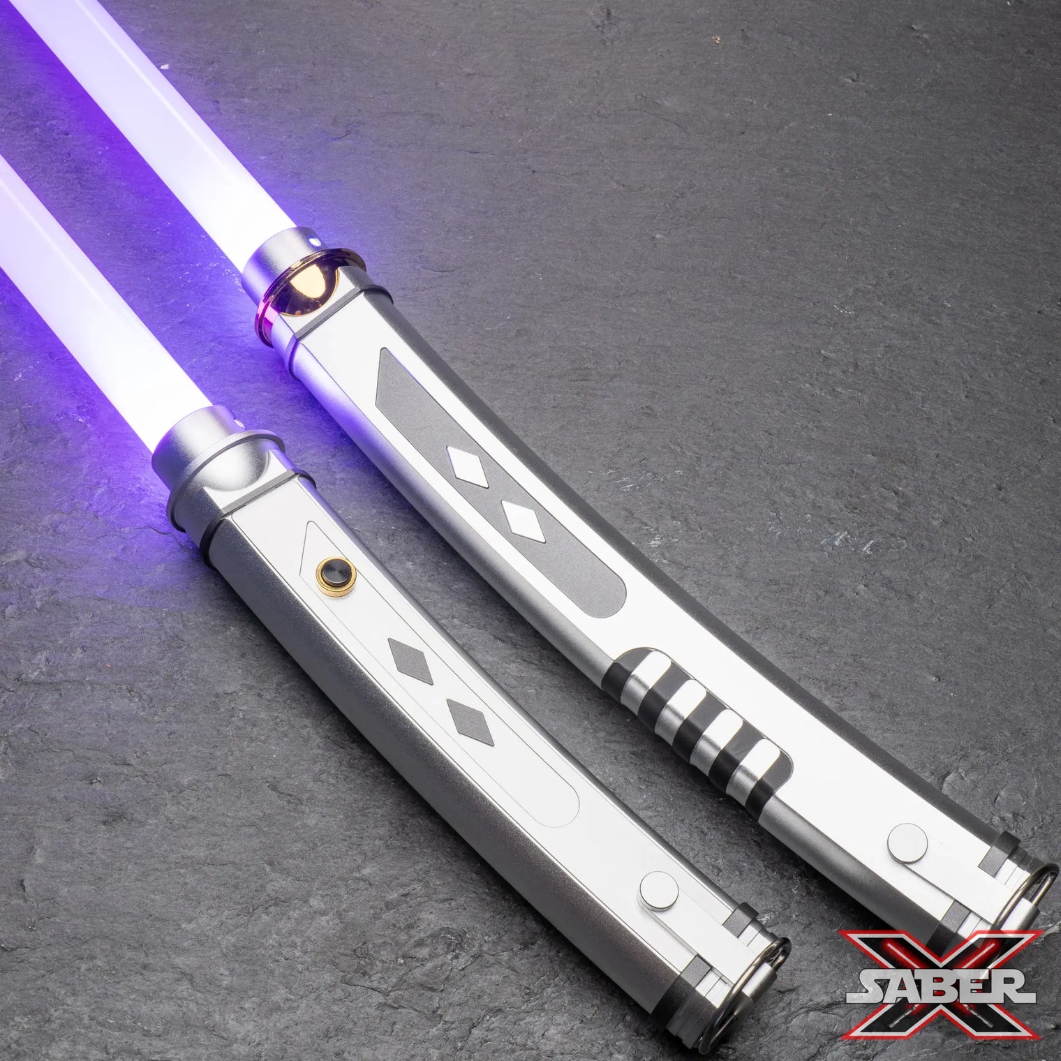 Fulcrum Curved Lightsaber Set